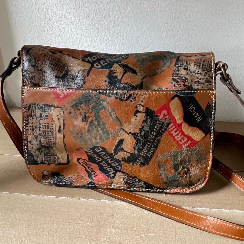 Patricia Nash Old World Crossbody Bag - Picture 5 of 14
